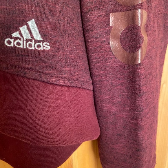 Women's Adidas Crewneck size XL - Picture 2 of 3